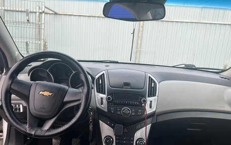 Chevrolet Cruze II, 2013 год, 11 фотография