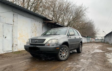 Lexus RX IV рестайлинг, 2000 год, 860 000 рублей, 3 фотография