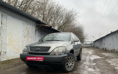 Lexus RX IV рестайлинг, 2000 год, 860 000 рублей, 2 фотография