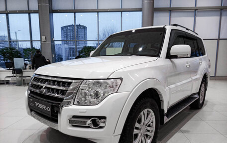 Mitsubishi Pajero IV, 2014 год, 2 775 000 рублей, 5 фотография