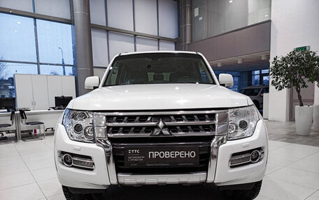 Mitsubishi Pajero IV, 2014 год, 2 775 000 рублей, 6 фотография