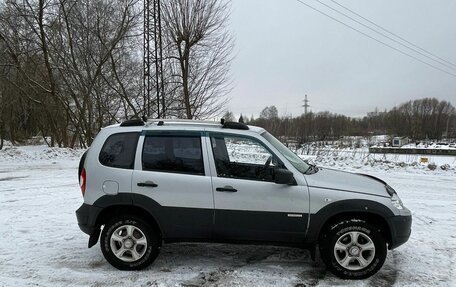 Chevrolet Niva I рестайлинг, 2012 год, 520 000 рублей, 6 фотография