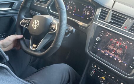 Volkswagen Tiguan II, 2018 год, 3 150 000 рублей, 10 фотография