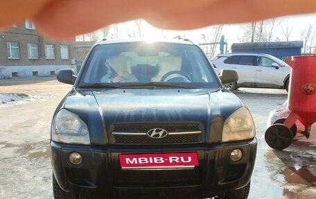 Hyundai Tucson III, 2008 год, 750 000 рублей, 4 фотография