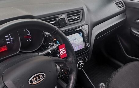 KIA Rio III рестайлинг, 2012 год, 999 999 рублей, 11 фотография