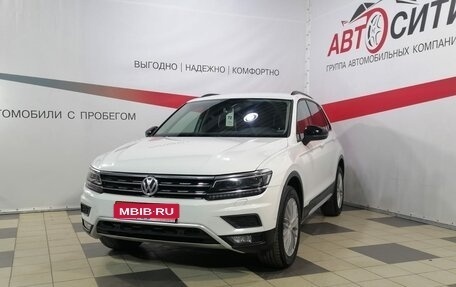 Volkswagen Tiguan II, 2019 год, 2 700 000 рублей, 3 фотография