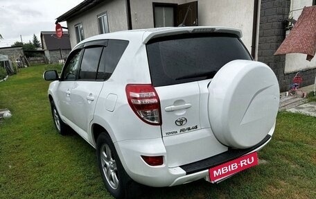 Toyota RAV4, 2011 год, 1 700 000 рублей, 6 фотография