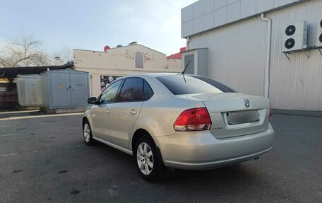 Volkswagen Polo VI (EU Market), 2014 год, 1 300 000 рублей, 2 фотография