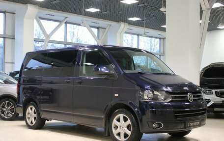 Volkswagen Multivan T5, 2010 год, 1 675 000 рублей, 3 фотография