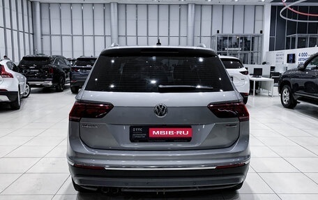 Volkswagen Tiguan II, 2019 год, 3 150 000 рублей, 10 фотография