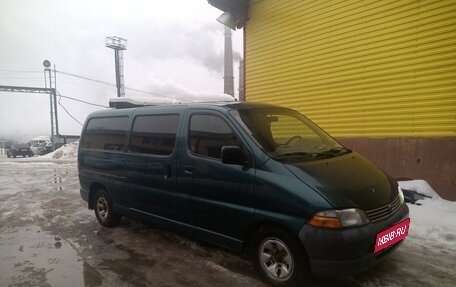 Toyota HiAce, 1999 год, 850 000 рублей, 3 фотография