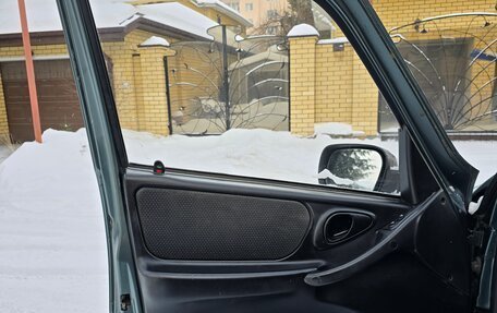 Chevrolet Niva I рестайлинг, 2011 год, 498 000 рублей, 25 фотография