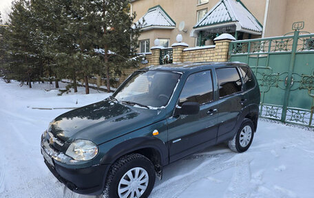 Chevrolet Niva I рестайлинг, 2011 год, 498 000 рублей, 30 фотография