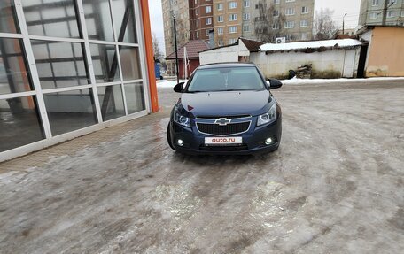 Chevrolet Cruze II, 2010 год, 1 000 000 рублей, 2 фотография