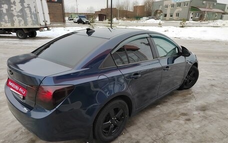 Chevrolet Cruze II, 2010 год, 1 000 000 рублей, 17 фотография