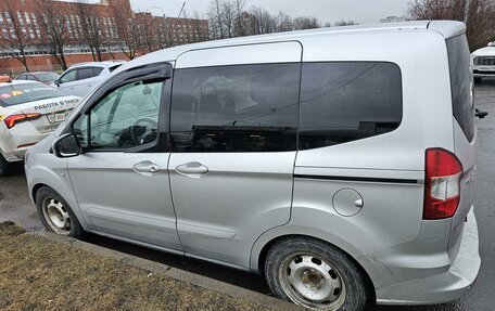 Ford Tourneo Courier I рестайлинг, 2017 год, 1 330 000 рублей, 4 фотография