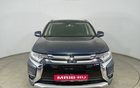 Mitsubishi Outlander III рестайлинг 3, 2018 год, 2 199 000 рублей, 2 фотография