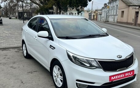 KIA Rio III рестайлинг, 2016 год, 1 350 000 рублей, 2 фотография