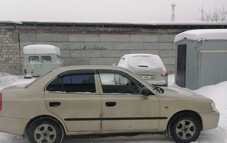 Hyundai Accent II, 2004 год, 400 000 рублей, 2 фотография