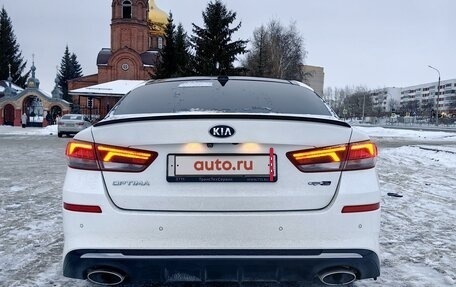 KIA Optima IV, 2018 год, 2 350 000 рублей, 5 фотография