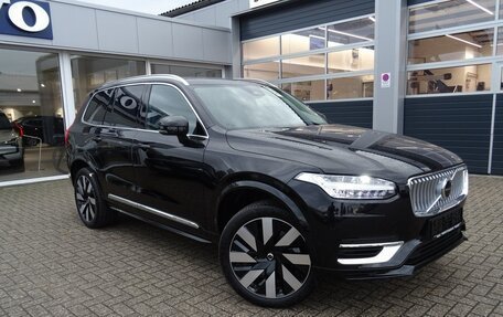 Volvo XC90 II рестайлинг, 2024 год, 6 450 000 рублей, 4 фотография