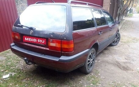 Volkswagen Passat B4, 1994 год, 195 000 рублей, 3 фотография