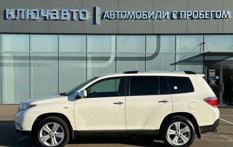 Toyota Highlander III, 2011 год, 1 645 000 рублей, 5 фотография