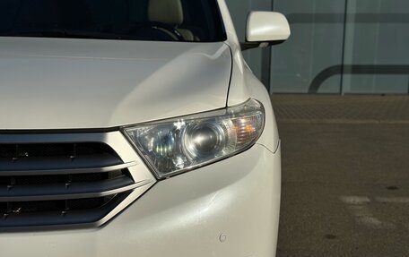 Toyota Highlander III, 2011 год, 1 645 000 рублей, 4 фотография