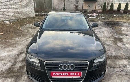 Audi A4, 2010 год, 900 000 рублей, 11 фотография