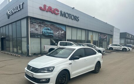 Volkswagen Polo VI (EU Market), 2018 год, 1 350 000 рублей, 2 фотография