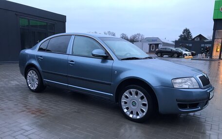 Skoda Superb III рестайлинг, 2007 год, 800 000 рублей, 4 фотография