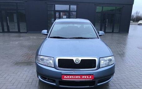 Skoda Superb III рестайлинг, 2007 год, 800 000 рублей, 3 фотография