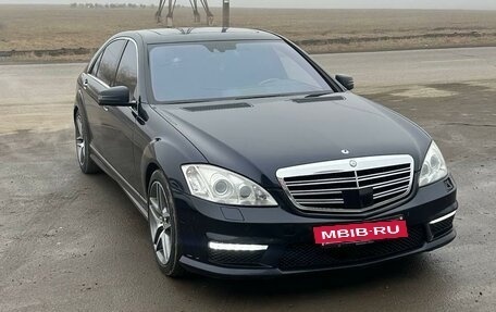 Mercedes-Benz S-Класс, 2007 год, 1 300 000 рублей, 3 фотография