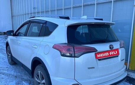 Toyota RAV4, 2017 год, 2 550 000 рублей, 3 фотография