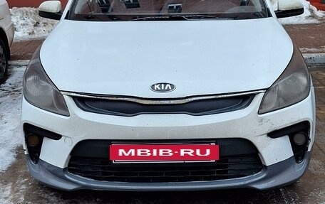 KIA Rio IV, 2017 год, 880 000 рублей, 3 фотография