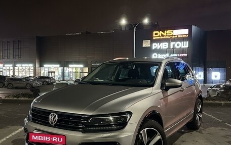 Volkswagen Tiguan II, 2018 год, 2 950 000 рублей, 23 фотография