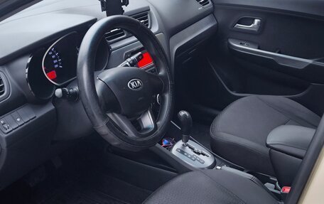 KIA Rio III рестайлинг, 2013 год, 750 000 рублей, 7 фотография