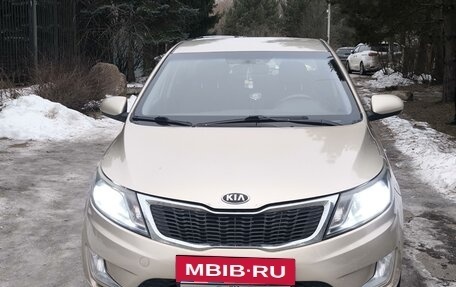 KIA Rio III рестайлинг, 2013 год, 750 000 рублей, 2 фотография