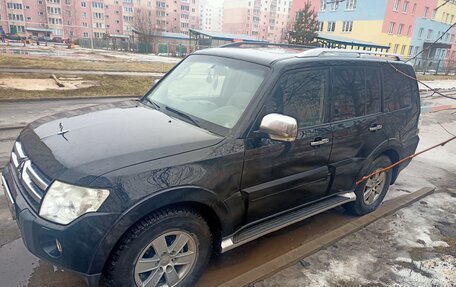 Mitsubishi Pajero IV, 2008 год, 1 799 999 рублей, 9 фотография