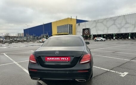 Mercedes-Benz E-Класс, 2019 год, 3 400 000 рублей, 5 фотография