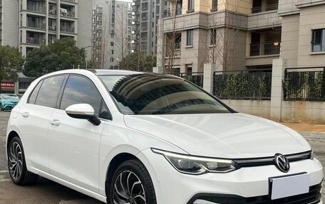 Volkswagen Golf VIII, 2020 год, 1 850 000 рублей, 2 фотография