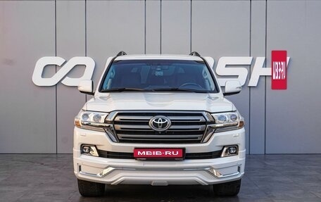 Toyota Land Cruiser 200, 2018 год, 7 750 000 рублей, 3 фотография