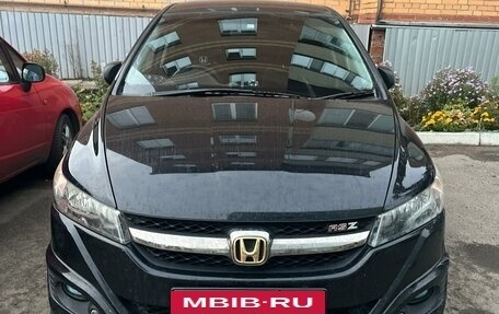 Honda Stream II, 2013 год, 1 350 000 рублей, 3 фотография