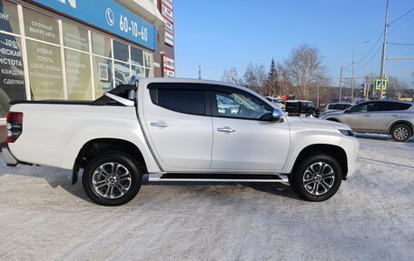 Mitsubishi L200 IV рестайлинг, 2022 год, 5 490 000 рублей, 2 фотография