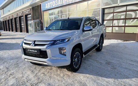 Mitsubishi L200 IV рестайлинг, 2022 год, 5 490 000 рублей, 8 фотография