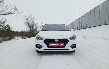 Hyundai Solaris II рестайлинг, 2019 год, 1 350 000 рублей, 1 фотография