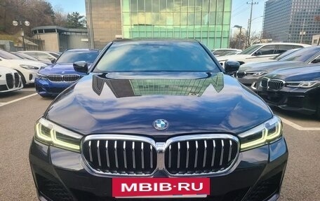 BMW 5 серия, 2021 год, 4 250 000 рублей, 2 фотография