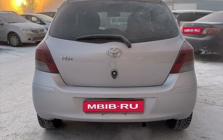 Toyota Vitz, 2009 год, 720 000 рублей, 3 фотография