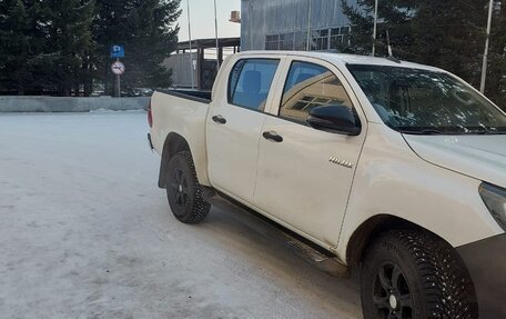 Toyota Hilux VIII, 2019 год, 3 600 000 рублей, 1 фотография