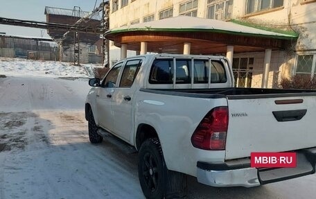 Toyota Hilux VIII, 2019 год, 3 600 000 рублей, 3 фотография